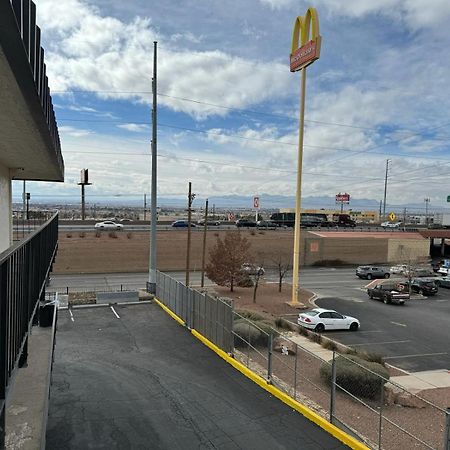 Days Inn By Wyndham El Paso Airport East Екстериор снимка