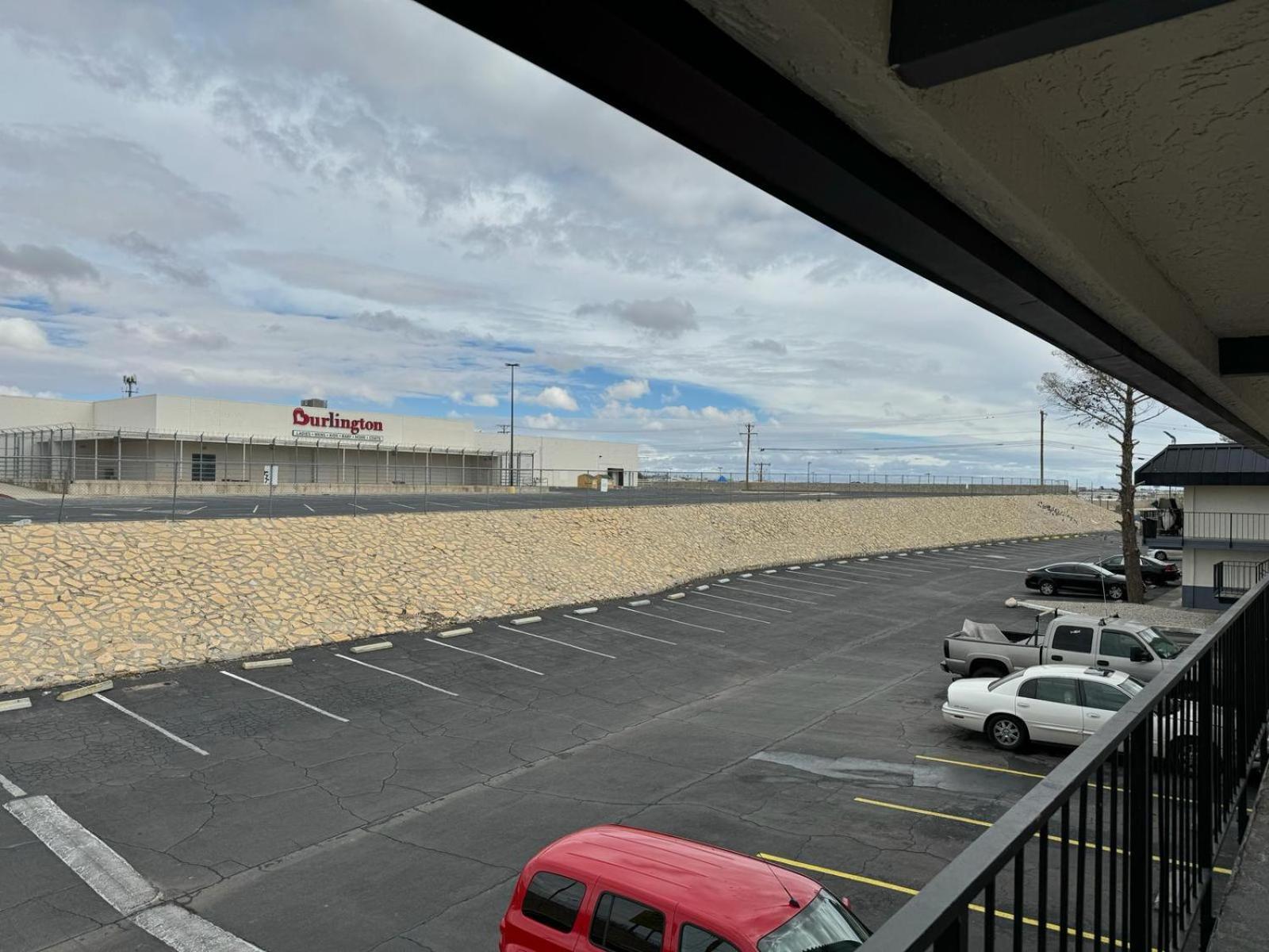 Days Inn By Wyndham El Paso Airport East Екстериор снимка